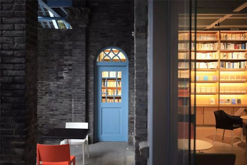 成都周末 宽窄巷子逛三联书店 成都ifs看新春艺术展 苏宁奥莱超值购