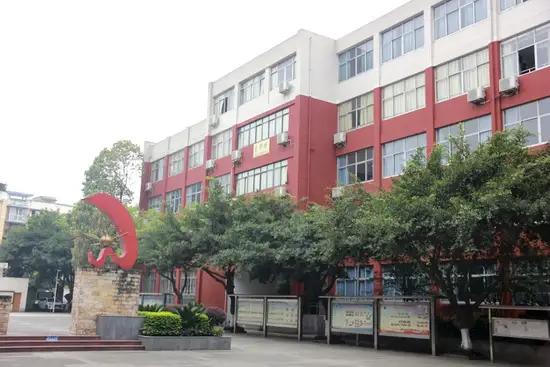 低进高出的典范 为什么这所学校是成都优质教育的担当