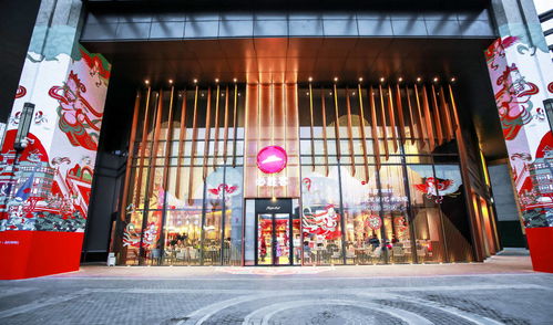 西餐厅里的艺术展 敦煌艺术大展首次亮相成都必胜客餐厅